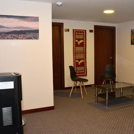 Los Angeles Stay Inn Quito Exterior photo
